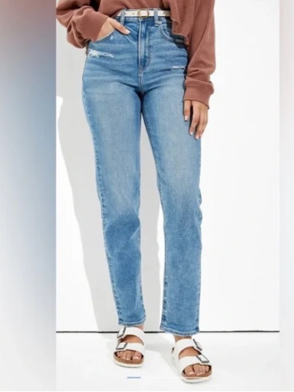 American Eagle Outfitters Light Blue High-Rise Straight Mom Jeans